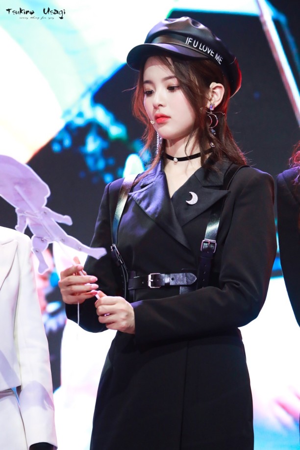 火箭少女101杨超越