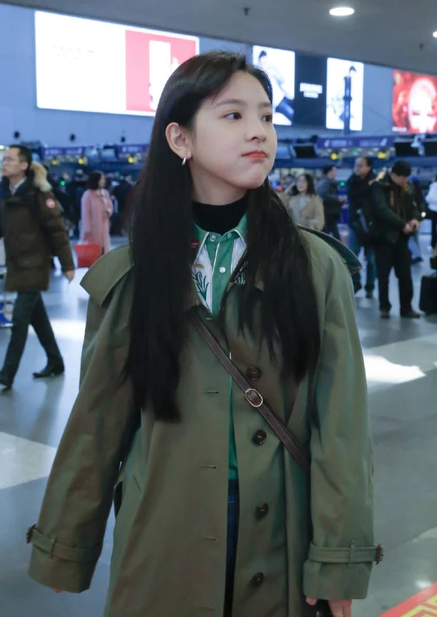 章若楠1114生日快乐