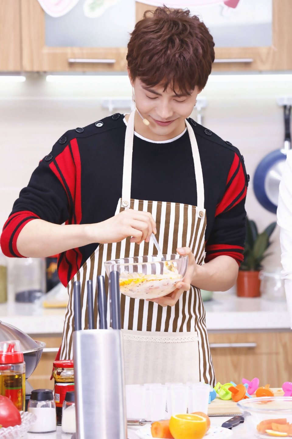 "中华小神厨"马天宇戏里戏外展现厨艺,真是超能男友力呀