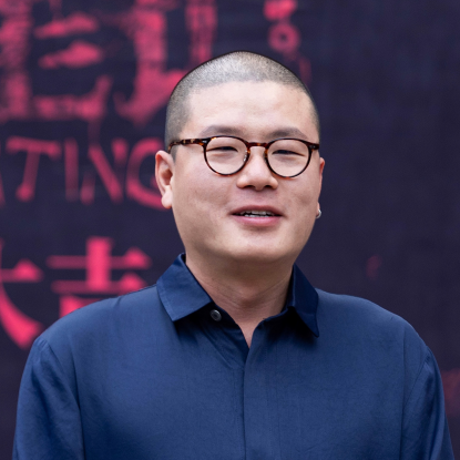 商尔飞