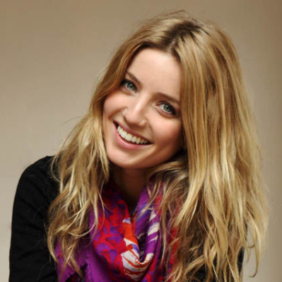 安娜贝拉·沃丽丝