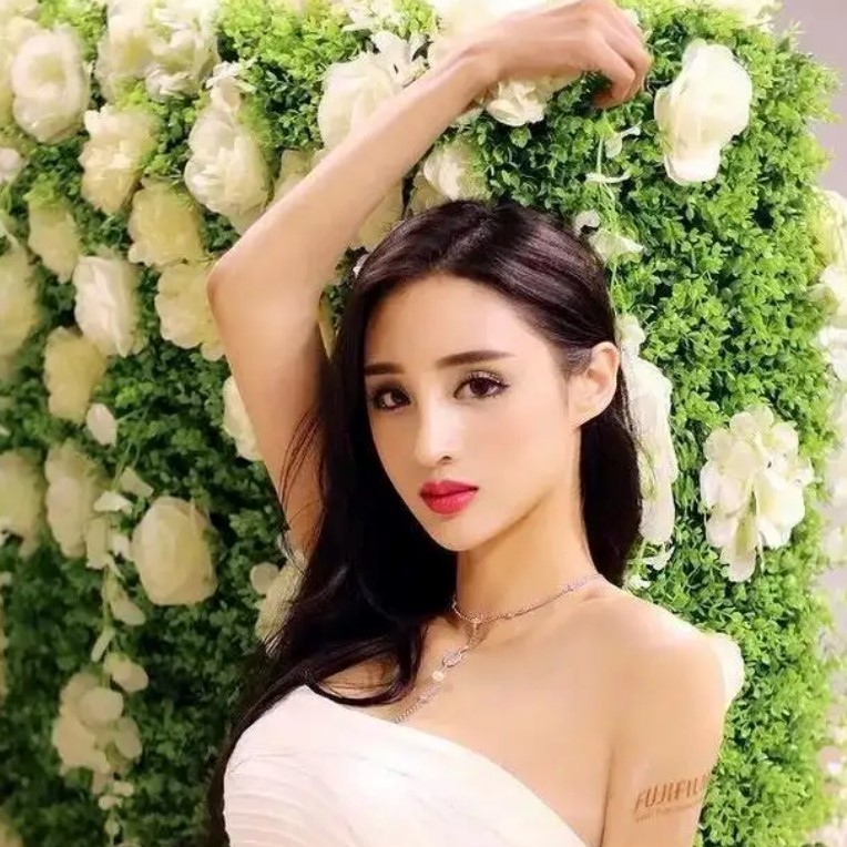 吴春怡