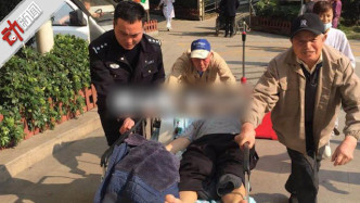 男子被车撞后变“大舌头” 民警及时判断救下他一命