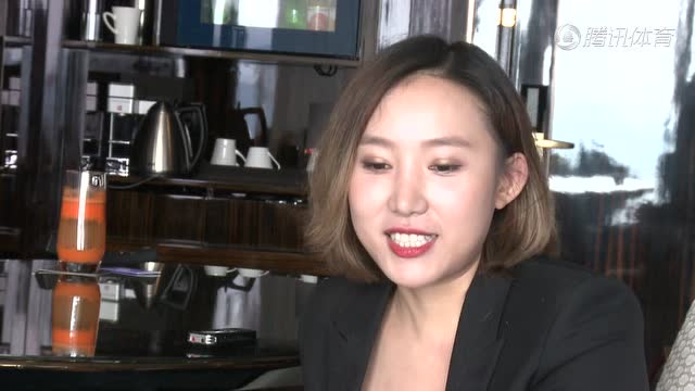 老总打美女_老总在水里下药迷美女(3)