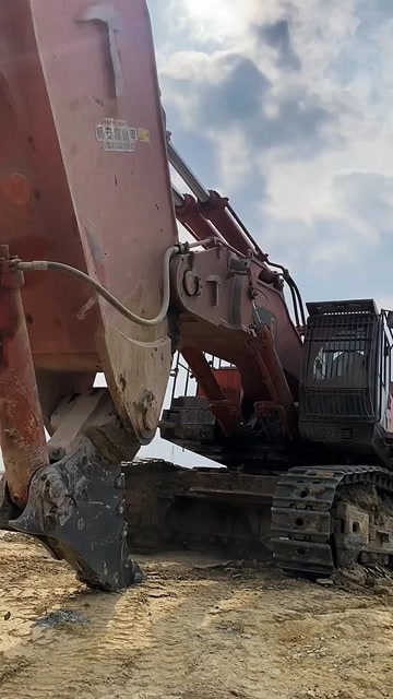 这个100吨的挖机怎么样?