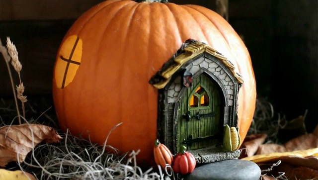 diy创意手工用南瓜建造童话中的南瓜屋和梦幻花园