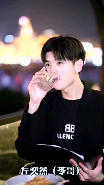 同桌同学是不是经常这样子