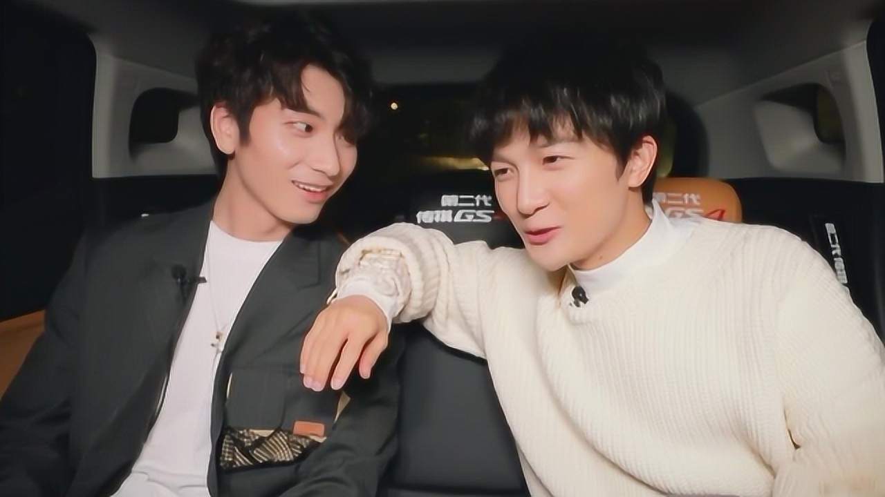 《歌手》周深结束"背墙而战"走出家门,蔡程昱惊喜成为合伙人