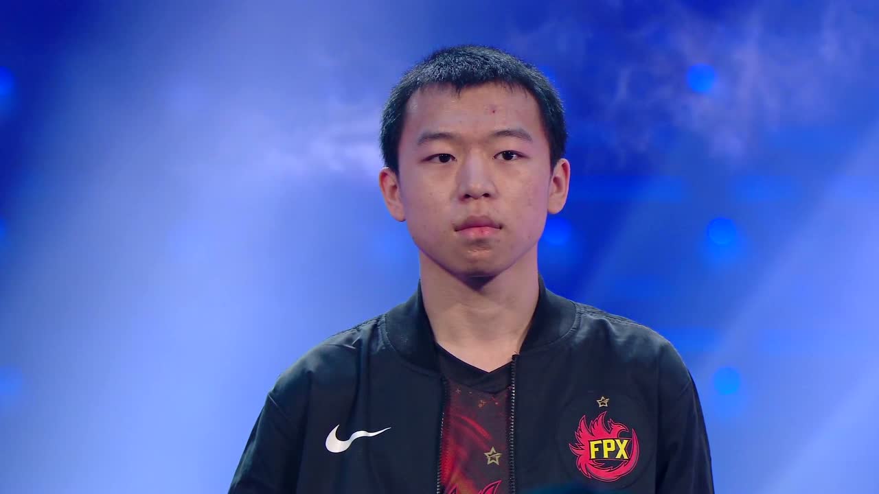 2021全球总决赛LPL出征仪式：不破不立！LPL，无畏竞巅峰！
