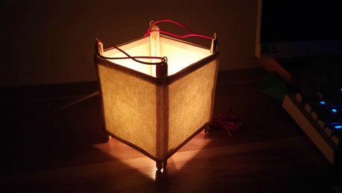 雪糕棒变灯笼 没想到吃完雪糕还可以这样玩