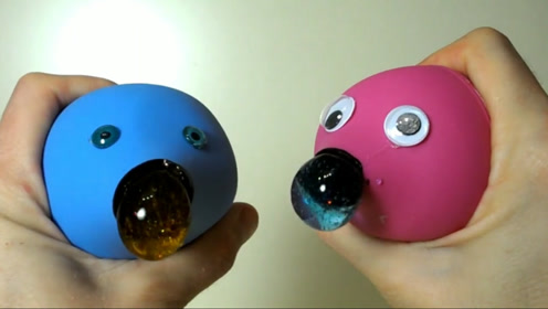 国外手工达人自制减压球,捏起来感觉太酸爽!