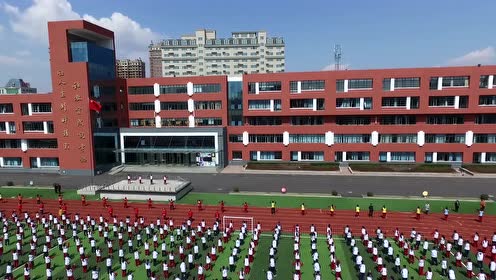 珲春四中常态化的大课间