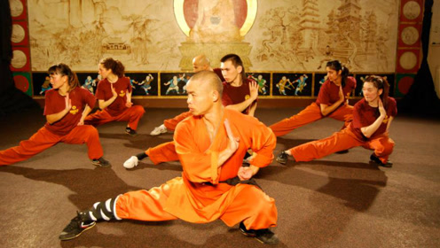 少林基本功压腿示范,简单实用的动作提升柔韧性!