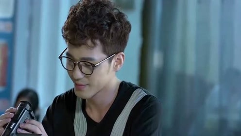 微微一笑很倾城:二喜曹光发生争执摄像机被摔