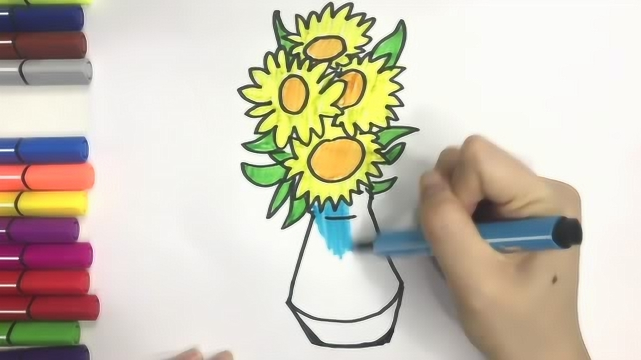 简笔画教程:装在花瓶里的向日葵