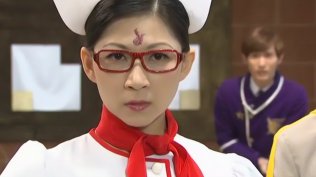 萌学园5:焰王为了这场比赛,正在紧张地练习