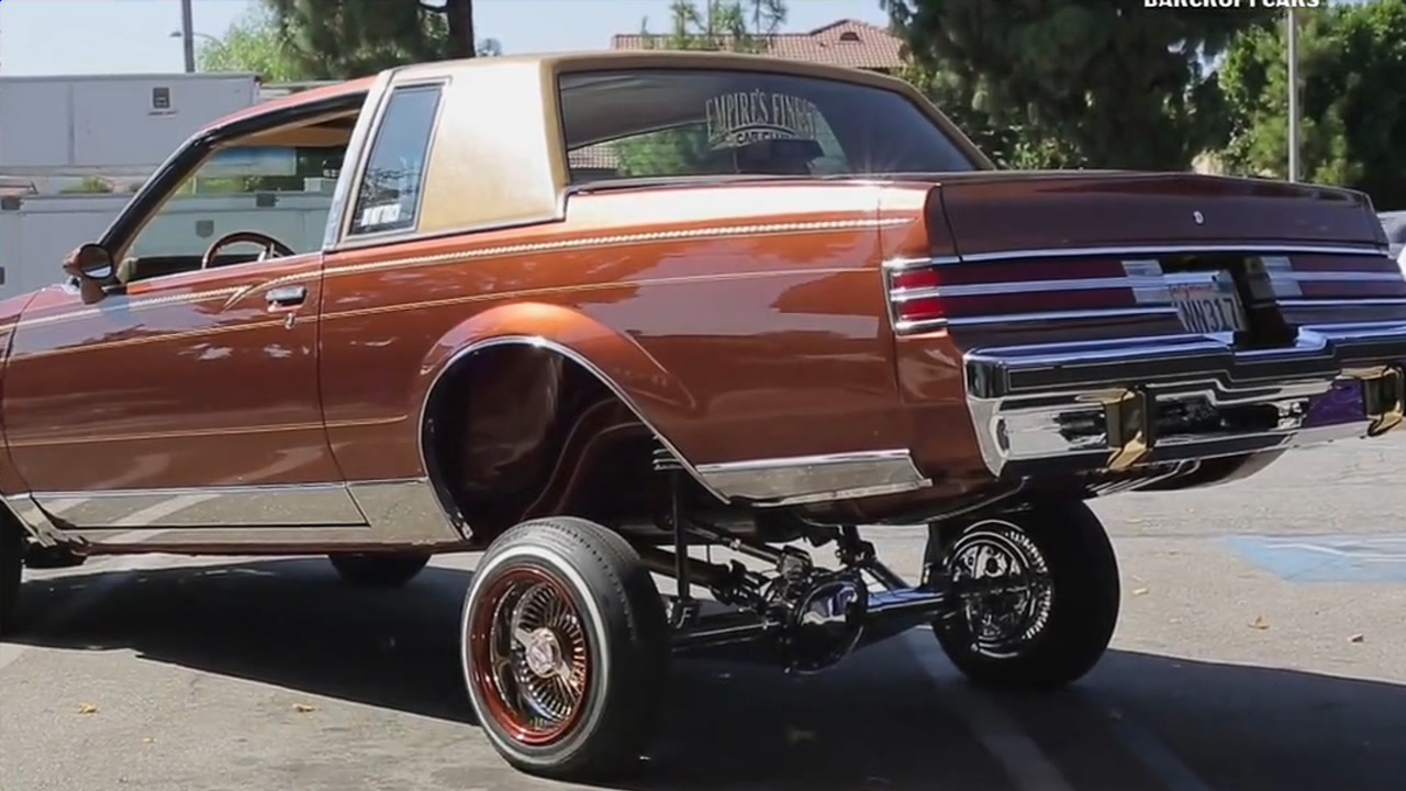 液压趴地跳跳车挑战重力!晕车的肯定不敢玩!