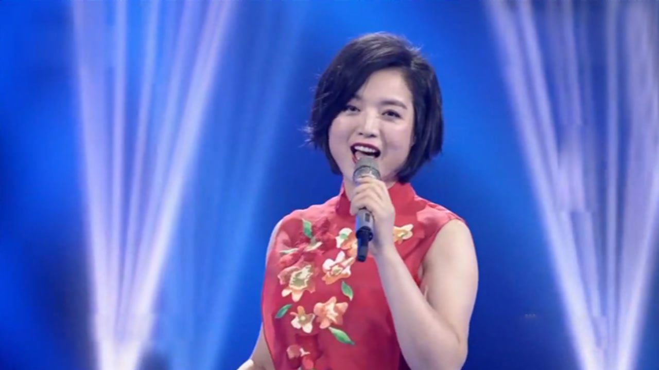 女神白雪忘情演《北国之春》,温婉又动听,好听到醉!