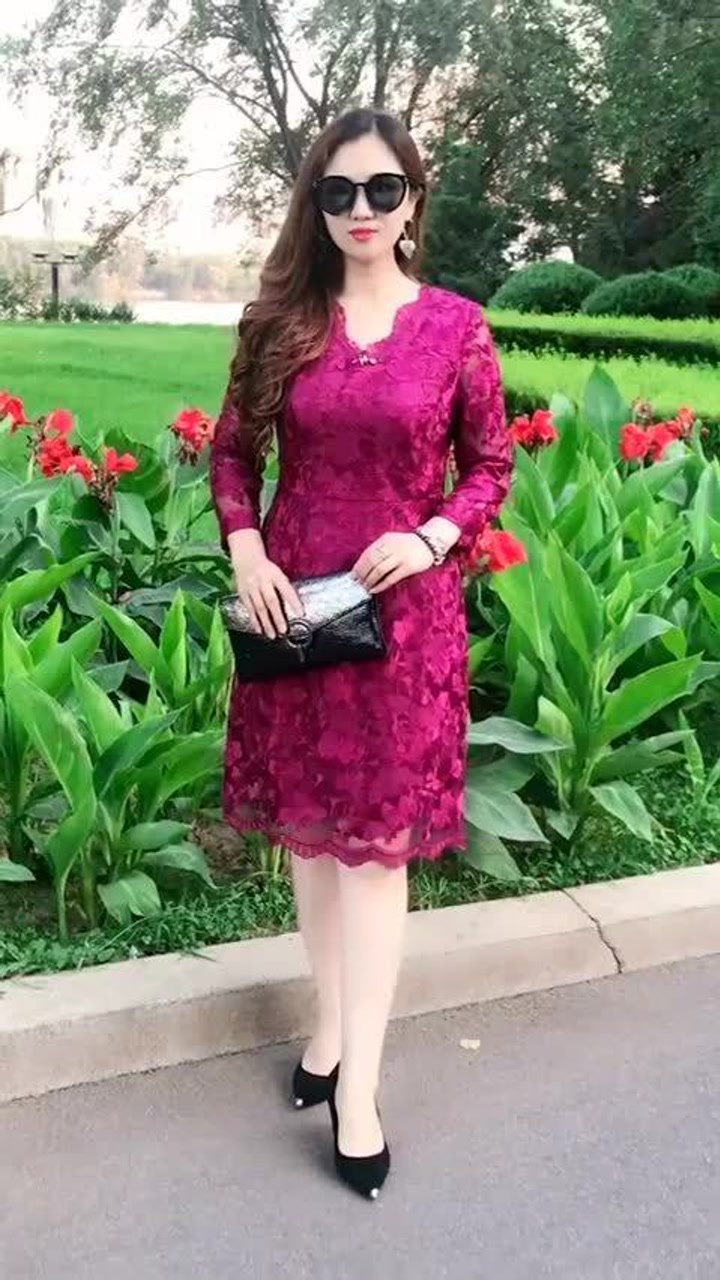 连衣裙大姐,优雅气质!