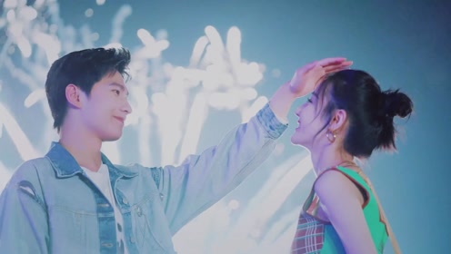 剧版你是我的荣耀官方超话【荣耀实录】一起看烟花吧,爱在烟火盛大时