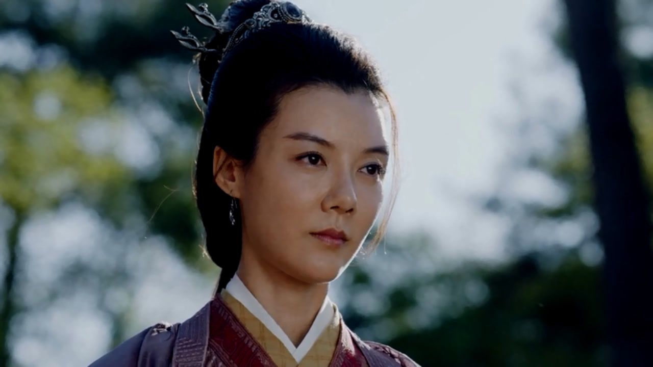 甘棠公被童天仰半路袭击,下一秒李瑾容霸气出场救夫