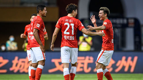 广州队战胜沧州雄狮##杨立瑜腹肌