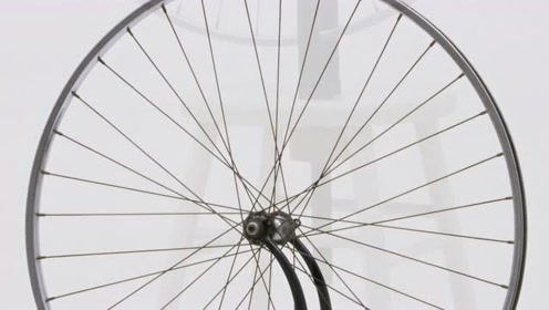 杜尚代表作品——《自行车轮》