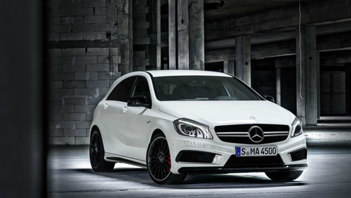 4.2秒百公里加速,已经接近超跑水平的奔驰a级新车