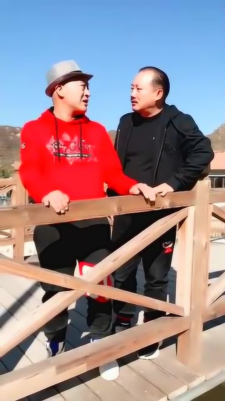 谢广坤说玉田是混血儿,赵四一番辩解之后,他的邻居亮了!哈哈哈