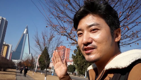 雷探长探访街头女交警,城市名片,每年只选30人个个高挑漂亮