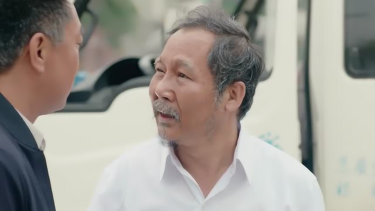 《黄土高天》张天顺人老了耳朵也越来越不好使了