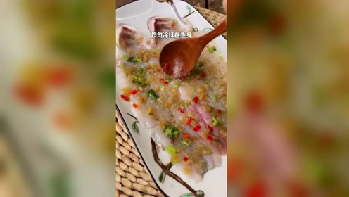 白花鱼怎么做好吃大厨教您冬菜蒸白花鱼 原汁原味比红烧还好吃 冬菜豆豉蒸金针菇做法的视频教程 美食视频网 教你怎么做美食