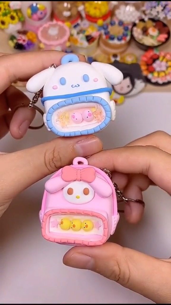 小时候如果有这样的书包背着上学就会和同学们炫耀的吧#手工#黏土