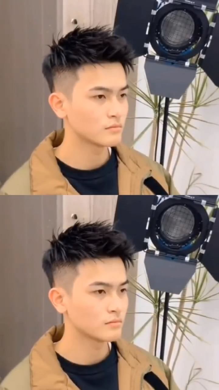 这款发型不挑脸型圆脸,长脸,瓜子脸基本都可以驾驭得了男士烫发男士