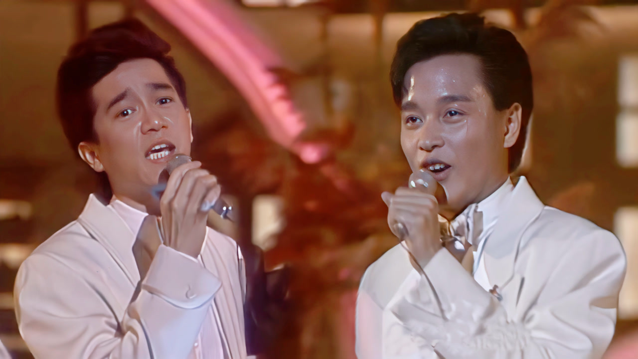 张国荣演唱《monica》,陈百强同台伴舞,这画面太惊艳了