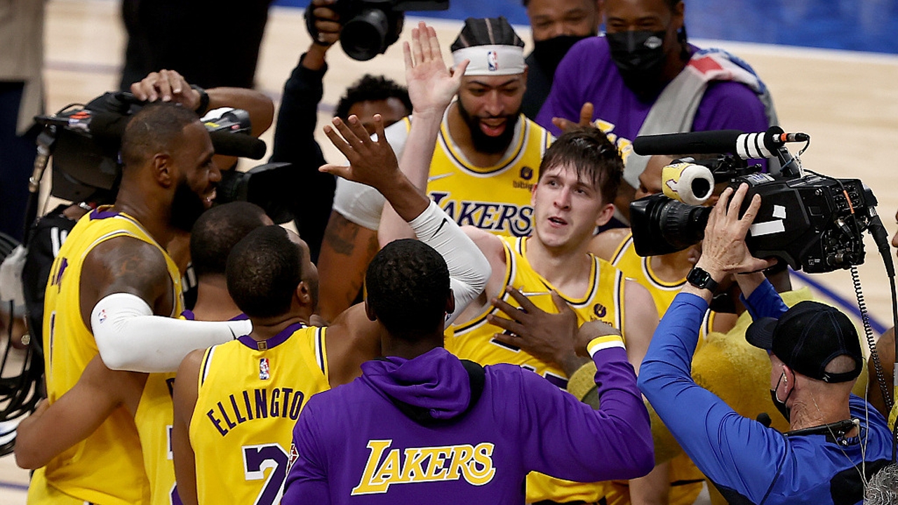 16日NBA十佳球 奥科罗隔扣三人 绝杀 绝杀 反绝杀！