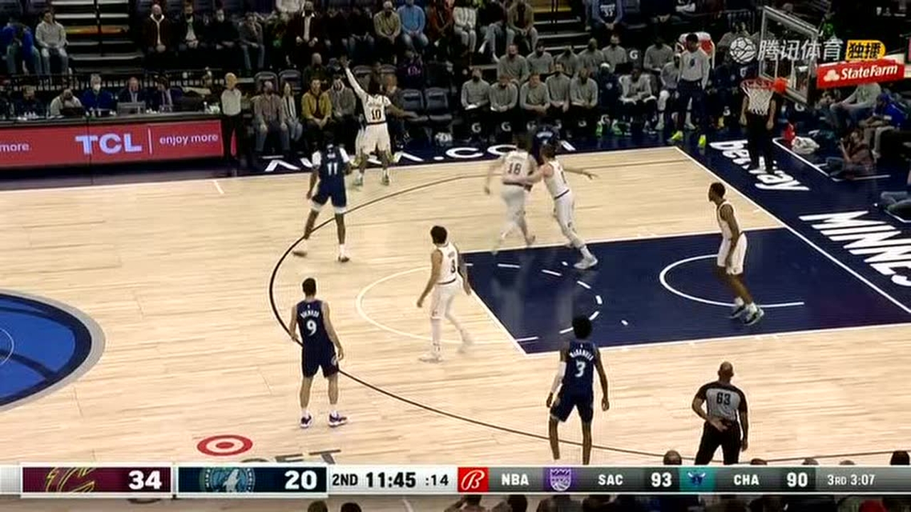 【球星】乐福vs森林狼集锦 全场18+13轻取两双打卡下班