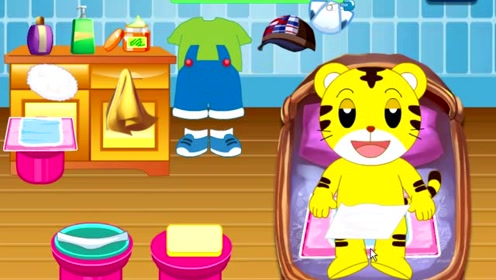 巧虎妈妈出门了 我们给尿裤子的巧虎宝宝换尿布吧