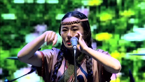 塔林图雅口弦琴表演