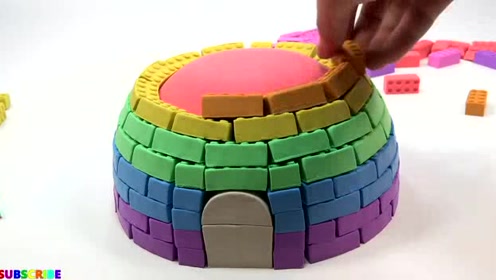 太空沙制作城堡,太空沙教程,提高宝宝动手制作能力.