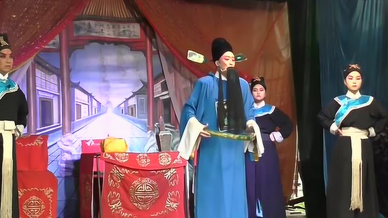 三倍流畅播放 4k超清体验  08:40   红脸新秀刘晓磊演唱豫剧《反徐州