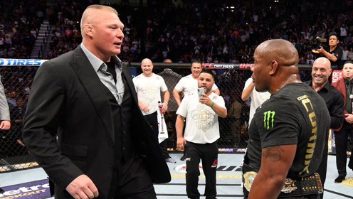 ufc226 科米尔成为史上唯二双量级冠军 与大布现场对峙