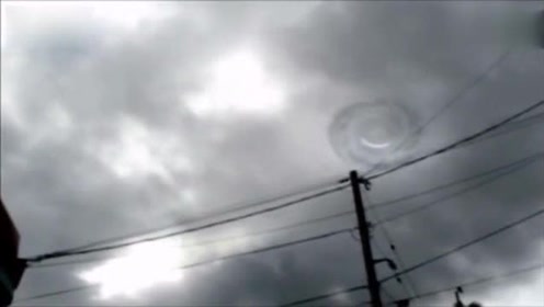出现在日本的旋涡状UFO，惊奇
