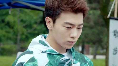 一起同过窗2:刚到学校任逸帆就先给唐木恩打了最后一通电话?