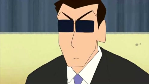 蜡笔小新:黑矶为了救小爱,墨镜不慎掉落,转身竟然是这样