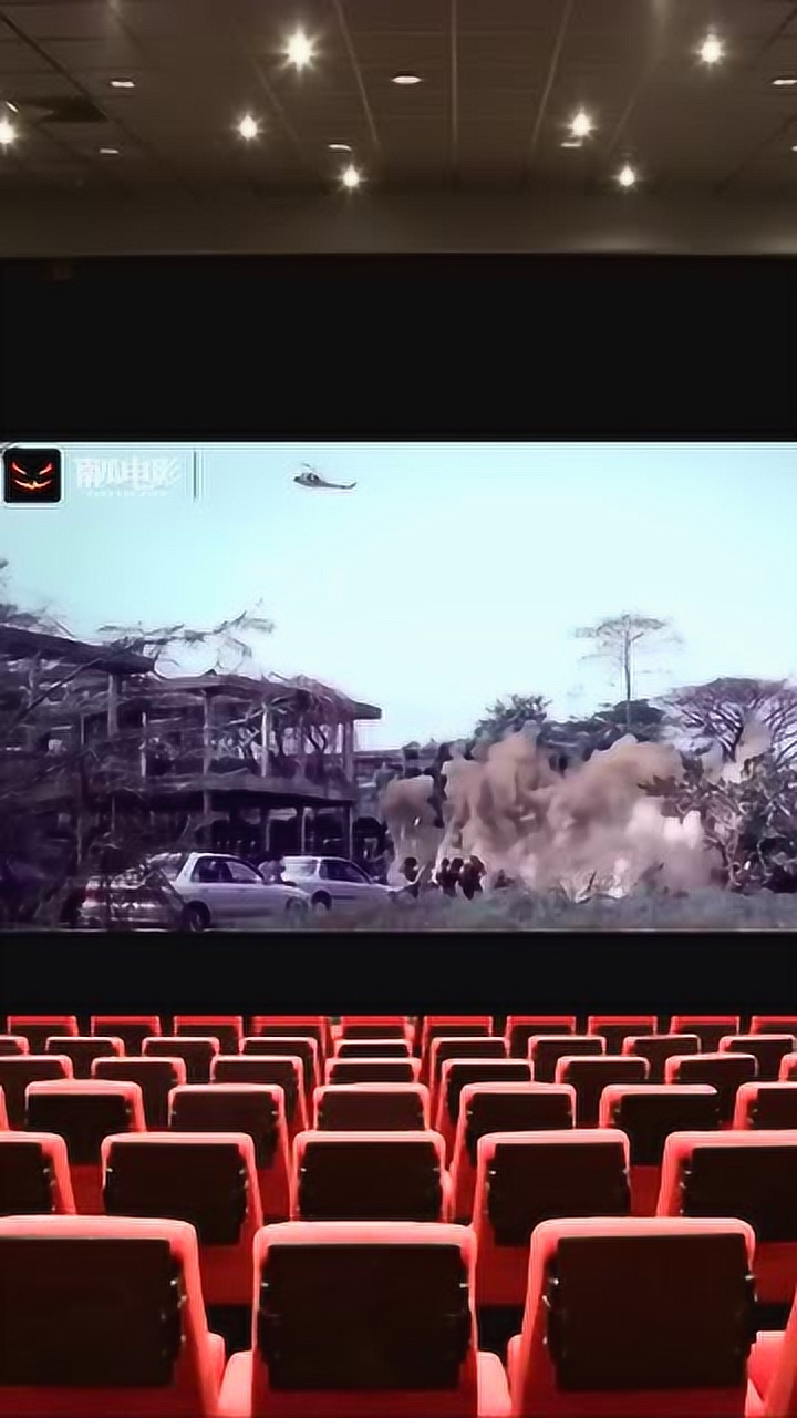 八面佛霸气呀!两儿子被警察包围,直接出动军队来营救