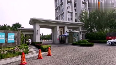 实拍那英在北京的豪宅"东山墅",里面房价2.5个亿,价值连城!