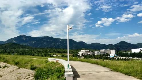 蔚蓝的天空—泰山安家林水库