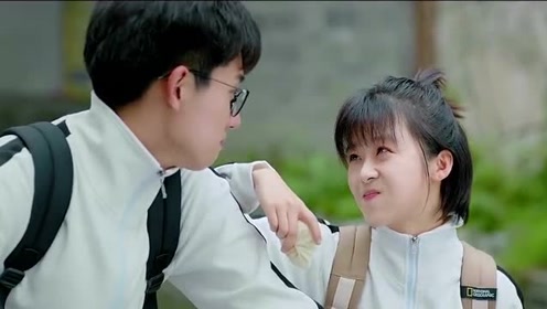 林兮迟愿赌服输,接受惩罚