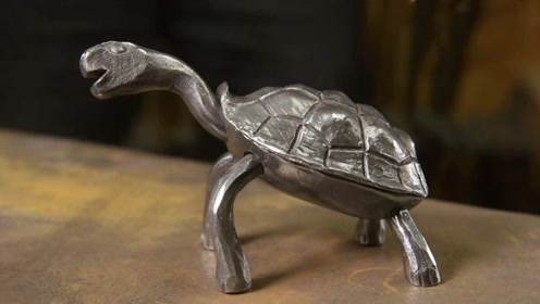 这才叫铁匠高手,锻造一只铁乌龟,玩个十年不成问题